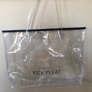 Kick Pleat clear tote bag